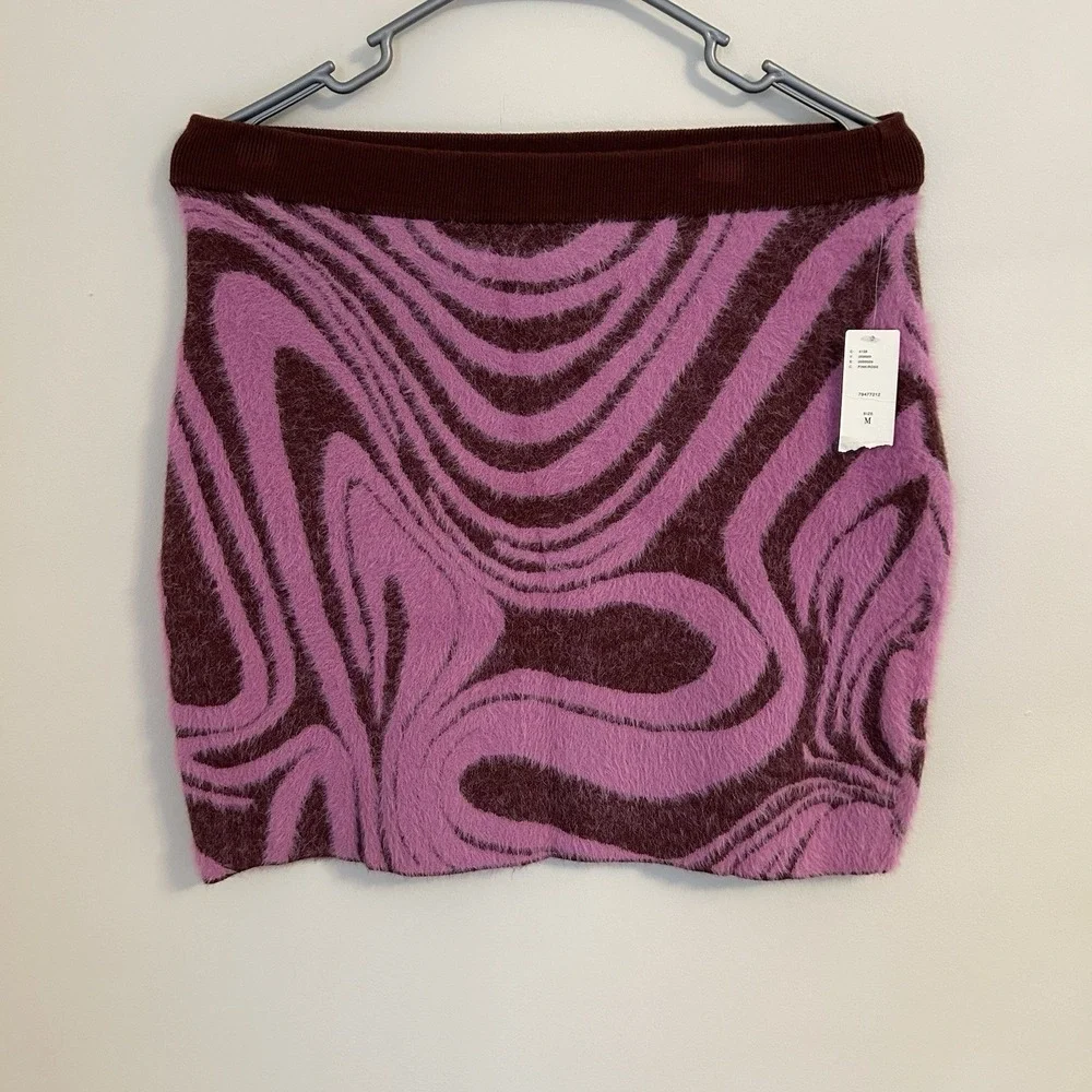 Anthropologie Skirt Fuzzy Rib Trim Waist Pink Wine Size Medium Funky Retro NWT